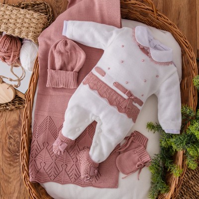  Saída de maternidade Martina Off e rose